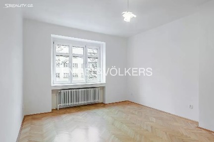 Pronájem bytu 2+1 87 m² 5. května, Praha - Praha 4