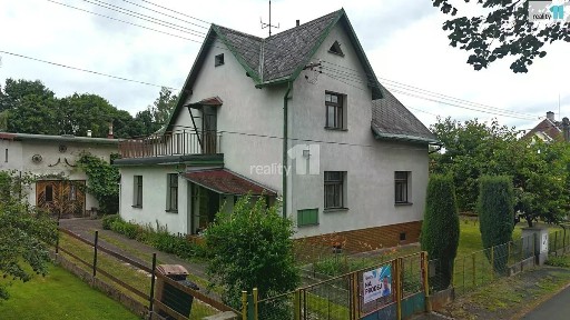 K Parku, Plesná