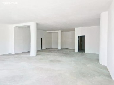 Pronájem obchodního prostoru 136 m² třída Tomáše Bati, Zlín