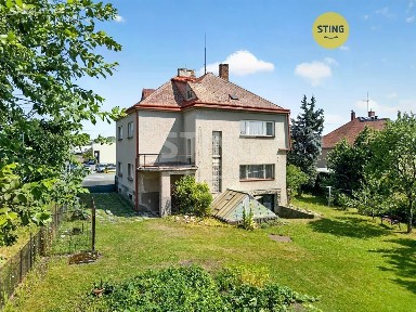 Prodej rodinného domu 220 m², pozemek 845 m²