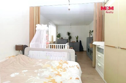 Pronájem bytu 3+1 90 m² třída Edvarda Beneše, Hradec Králové - Nový Hradec Králové