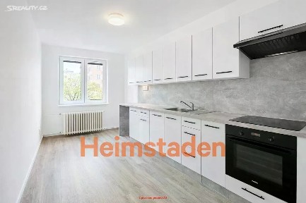 Pronájem bytu 2+1 54 m² Budovatelská, Ostrava - Poruba