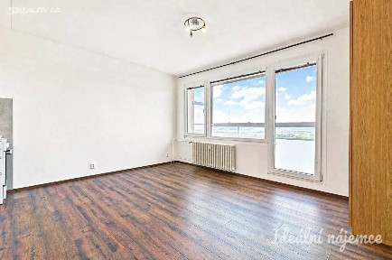 Pronájem bytu 1+kk 31 m² Oblá, Brno - Nový Lískovec