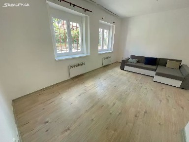 Pronájem bytu 1+1 42 m² Klášterní, Žatec