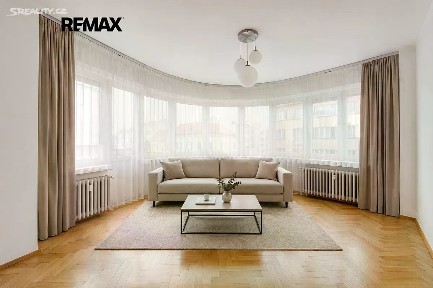 Pronájem bytu 3+1 105 m² Františka Křížka, Praha - Holešovice