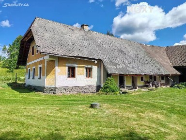 Prodej rodinného domu 380 m², pozemek 1676 m²