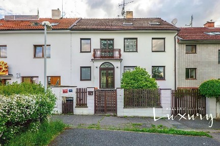 Prodej vily 340 m², pozemek 422 m² Dolnojirčanská, Praha - Kamýk