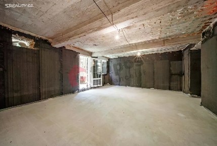 Prodej bytu 1+kk 48 m² Na stráži, Praha - Libeň