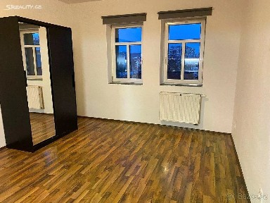 Pronájem bytu 1+kk 30 m² Freyova, Praha - Vysočany
