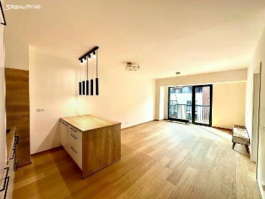 Pronájem bytu 2+kk 58 m² V Háji, Praha - Holešovice