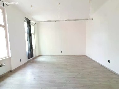 Pronájem kanceláře 40 m² Bělehradská, Praha - Vinohrady