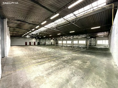 Pronájem skladového prostoru 1200 m² Zádveřice-Raková - Zádveřice