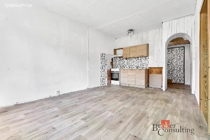 Prodej bytu 1+1 45 m² Sportovní, Loket