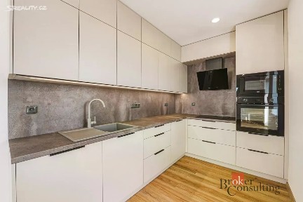Prodej bytu 4+kk 81 m² Manětínská, Vejprnice
