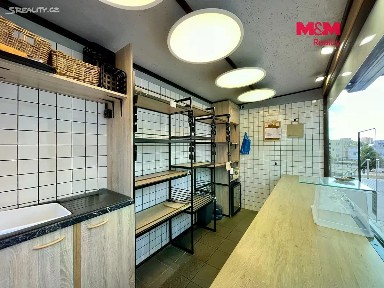 Pronájem obchodního prostoru 8 m² Brno - Lesná