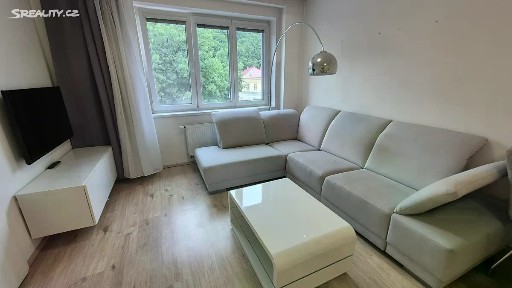 Pronájem bytu 2+kk 48 m² Vrchlického, Praha - Košíře