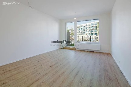 Prodej bytu 1+kk 38 m² Ke Stadionu, Kladno