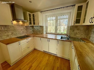 Pronájem bytu 2+1 45 m² Kladno