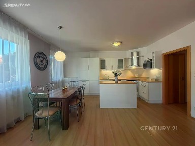 Pronájem bytu 3+kk 89 m² Netlucká, Praha - Dubeč