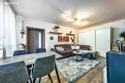 Prodej bytu 4+1 85 m² Ukrajinská, Kladno - Kročehlavy