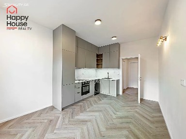 Pronájem bytu 2+kk 47 m² Bořivojova, Praha - Žižkov