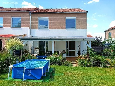 Prodej rodinného domu 108 m², pozemek 459 m²