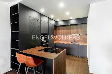 Prodej bytu 2+kk 57 m² Mezi Vodami, Praha - Modřany