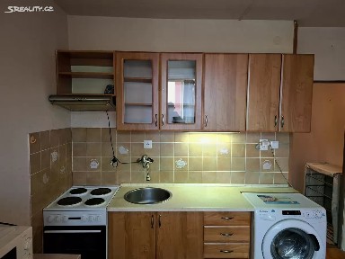 Pronájem bytu 1+1 37 m² Školní pěšina, Chomutov