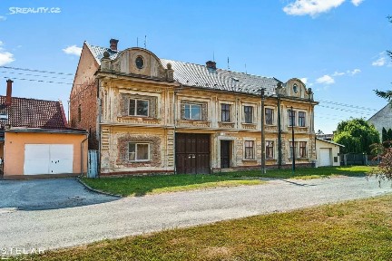 Uničov, Olomouc, Renoty