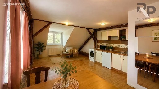 Dobronín, Jihlava, Lipová, 3