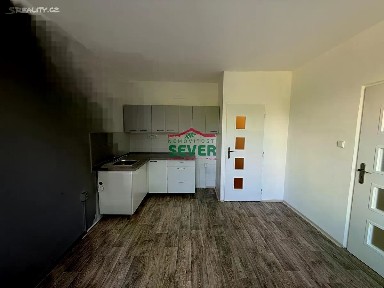 Prodej bytu 1+1 35 m² Sídliště Za Chlumem, Bílina - Teplické Předměstí