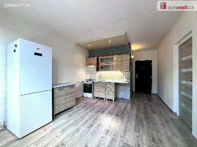 Prodej bytu 1+1 35 m² Slavíčkova, Sokolov