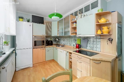 Prodej bytu 3+1 70 m² Hrdinů, Liberec - Liberec XII-Staré Pavlovice