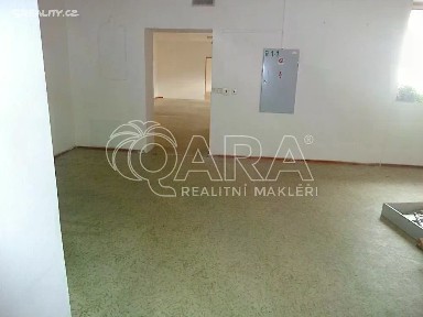 Pronájem obchodního prostoru 230 m²