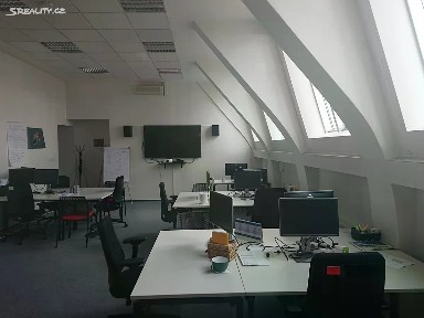 Pronájem kanceláře 66 m²