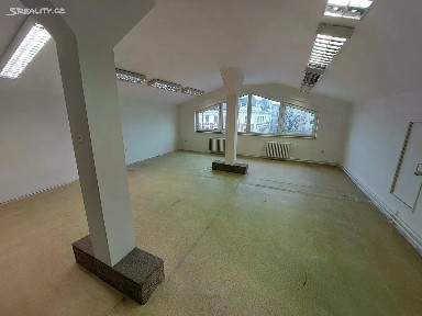Pronájem kanceláře 175 m²