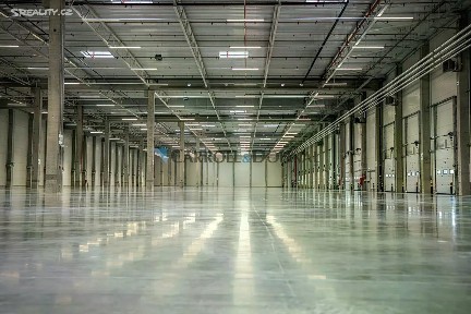 Pronájem skladového prostoru 7461 m²