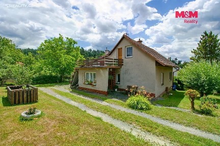 Prodej rodinného domu 106 m², pozemek 1350 m²