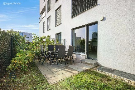Pronájem bytu 1+kk 37 m² Kyselkova, Brno - Sadová