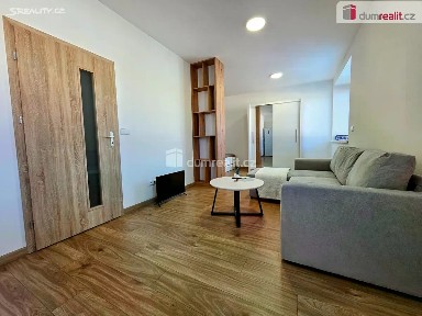 Pronájem bytu 1+kk 37 m² Svatoplukova, Veselí nad Moravou