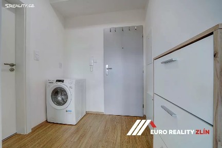 Pronájem bytu 1+kk 28 m² Čechova, Přerov - Přerov I-Město