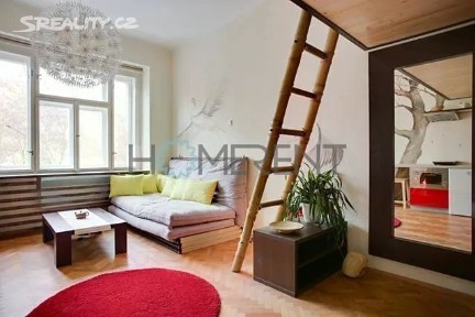 Pronájem bytu 1+kk 35 m² Sekaninova, Praha - Nusle