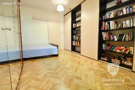 Pronájem bytu 2+1 52 m² V Háji, Praha - Holešovice