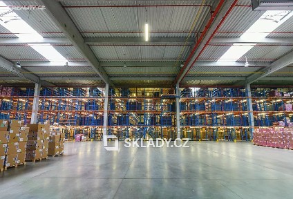 Pronájem skladového prostoru 2342 m² Praha