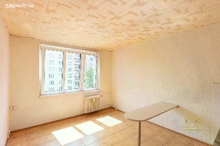 Prodej bytu 1+kk 18 m² Jiráskova, Chodov