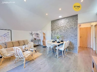Prodej bytu 3+1 72 m² Zálešná I, Zlín