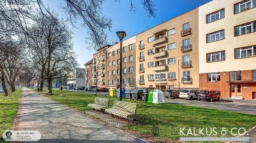 Pronájem bytu 1+kk 27 m² Smetanovo nábřeží, Hradec Králové