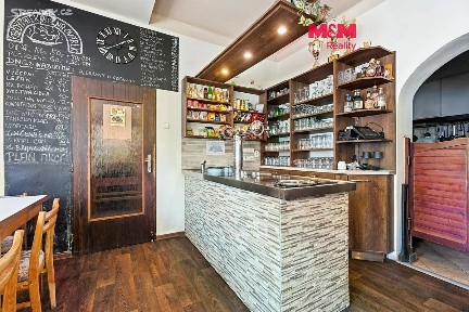 Prodej restaurace 350 m² Velké Březno - Valtířov