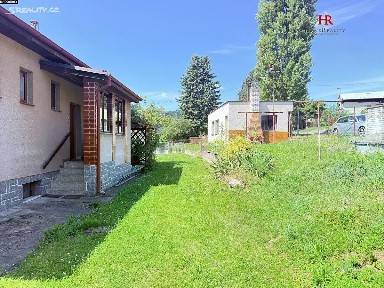 Sázava, Benešov, Černé Budy, Slunečná