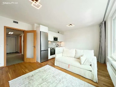 Pronájem bytu 2+kk 55 m² Smržových, Praha - Vysočany
